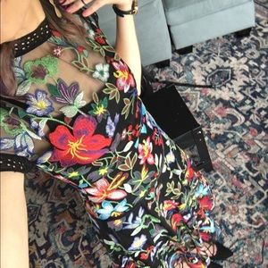 🌼Anthropologie Vone Janine Embroidered Dress 🌼